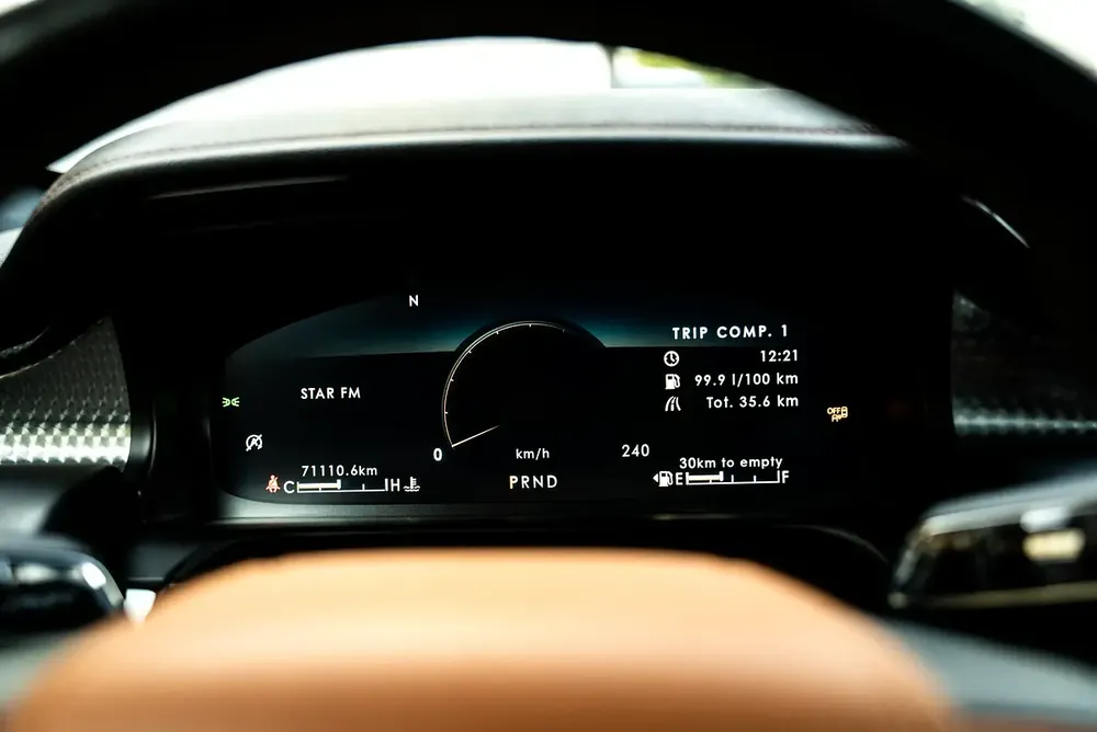 With Agency Warranty/Service Package - 2022 Lincoln Aviator Presidential GCC - Image 5