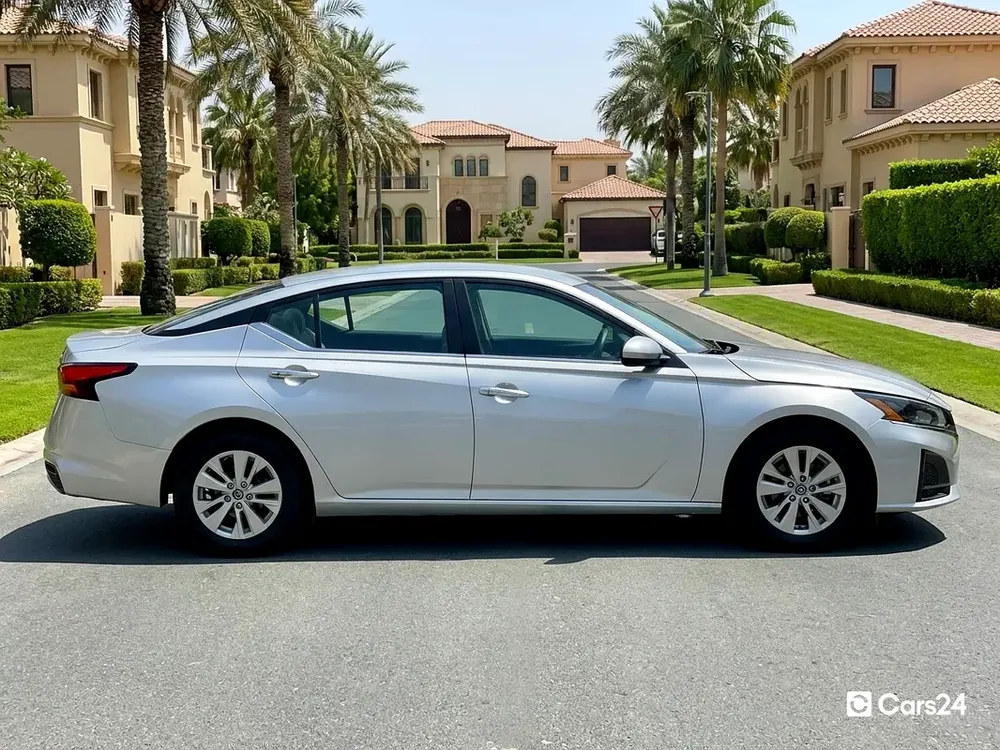 AED 900/month | 0 DP | Free 1 Month Warranty | Service History | 30 Day Return | NISSAN ALTIMA 2023 - Image 5
