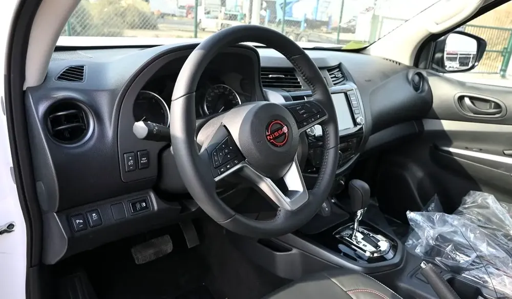 Nissan Navara 2026 GCC Specs - Image 8