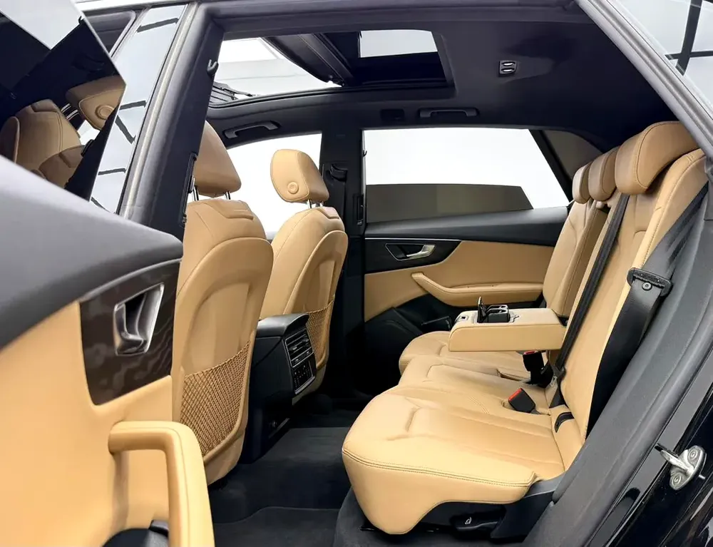 2023 Audi Q8 55TFSI Quattro, 2028 Audi Warranty, Full Audi Service History, Excellent Condition, GCC - Image 17