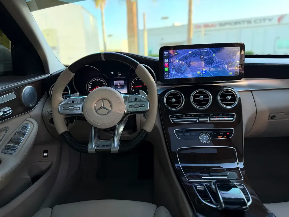Stunning Mercedes-Benz C 300 AMG 2017 - Sporty Design  Premium Comfort - Image 10