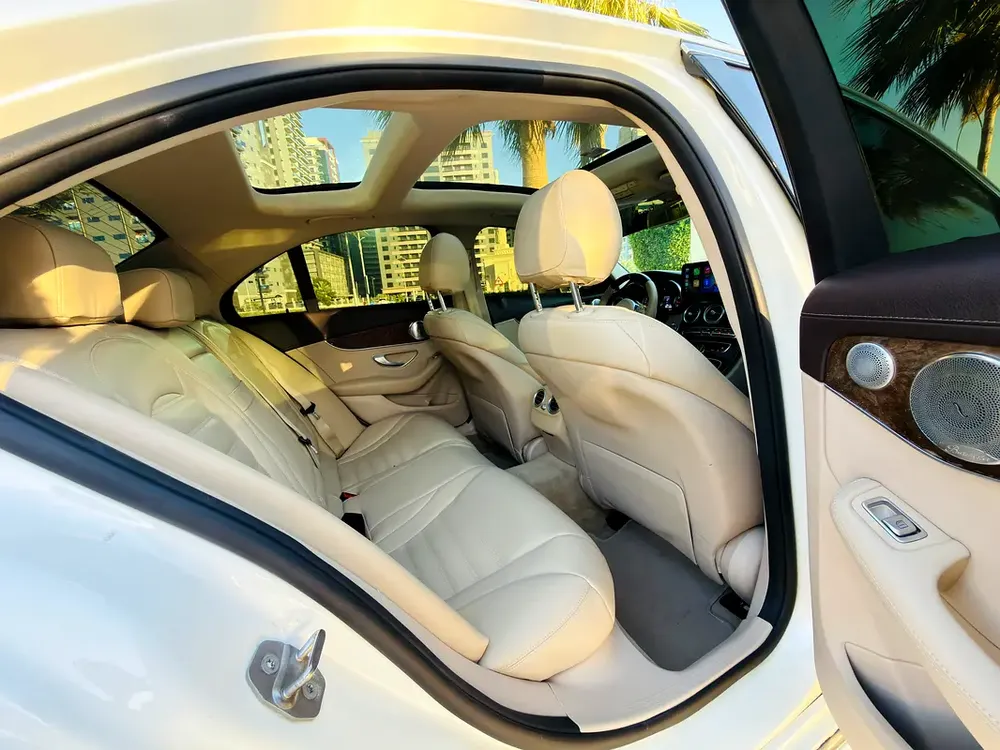 Stunning Mercedes-Benz C 300 AMG 2017 - Sporty Design  Premium Comfort - Image 12