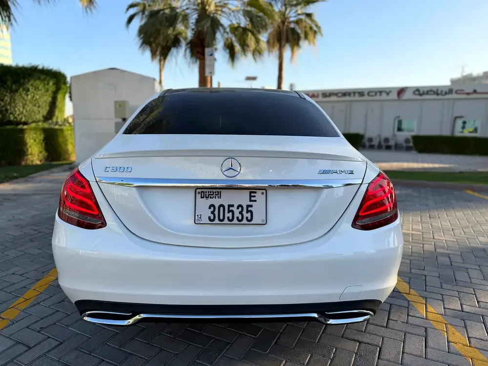 Stunning Mercedes-Benz C 300 AMG 2017 - Sporty Design  Premium Comfort - Image 20