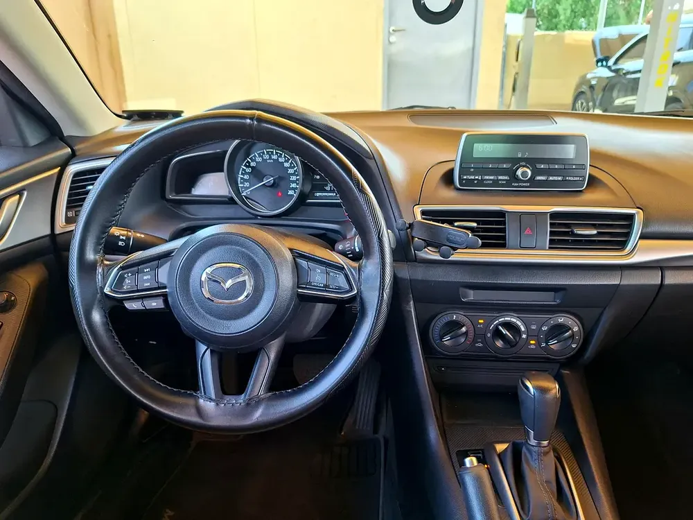 AED 554/month | 2018 Mazda 3  | GCC Specs | Ref#475326 - Image 9