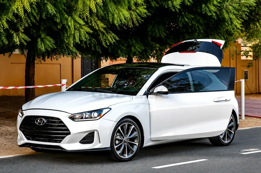 2019 Hyundai Veloster Premium | American Specs | Well Maintained - Image 5