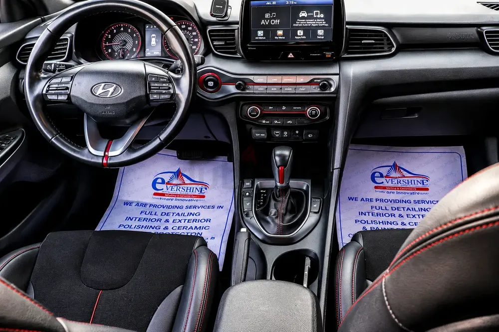 2019 Hyundai Veloster Premium | American Specs | Well Maintained - Image 9