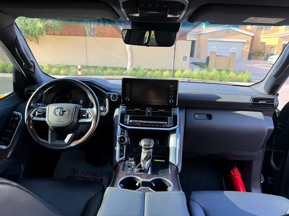 Toyota Land Cruiser GXR 2023 GCC Specs - Image 13