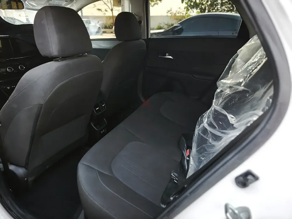 Hyundai Accent Comfort 2025 - GCC Specs - Brand New! - Image 6