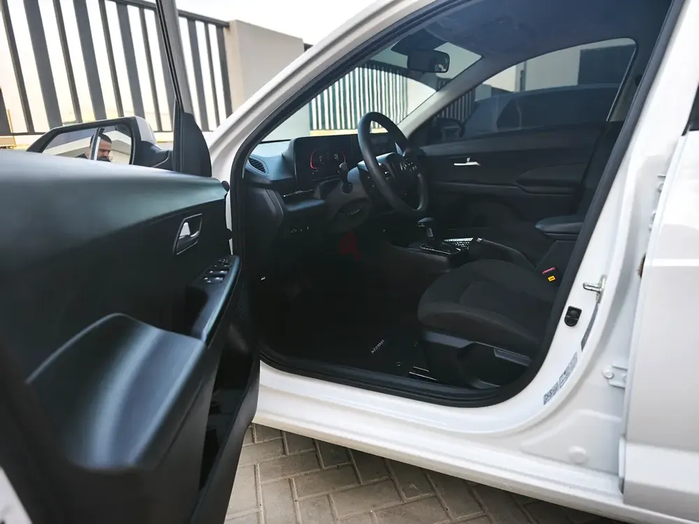 Hyundai Accent Comfort 2025 - GCC Specs - Brand New! - Image 9