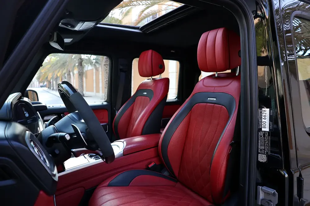 MERCEDES BENZ G63 AMG ( NIGHT PACKAGE )-2021-GCC SPECS-UNDER WARRANTY-SERVICE CONTRACT - Image 10