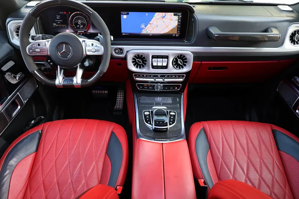 MERCEDES BENZ G63 AMG ( NIGHT PACKAGE )-2021-GCC SPECS-UNDER WARRANTY-SERVICE CONTRACT - Image 11