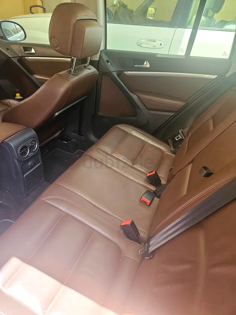 Volkswagen Tiguan 2016 Track  Style | GCC Specs | Excellent Condition - Image 7