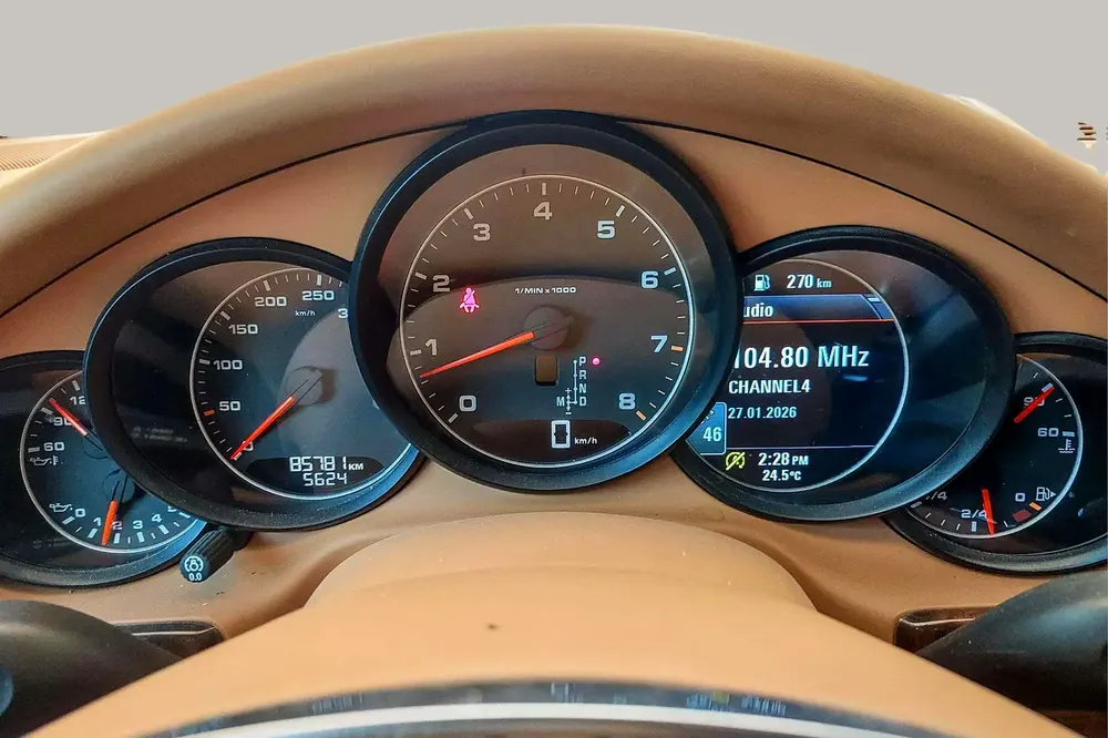AED 3133/month | 2016 Porsche Panamera  | GCC Specs | Ref#420666 - Image 16