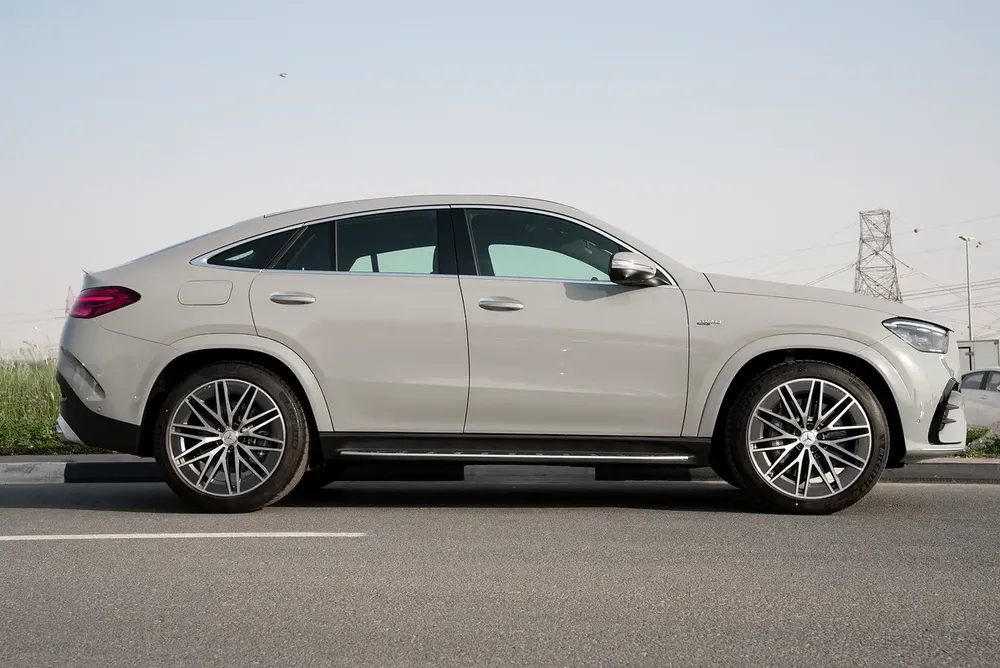 Mercedes-Benz GLE 53 4MATIC+ Coupe 2026 - Korean Specs - GCC Stock - Image 7