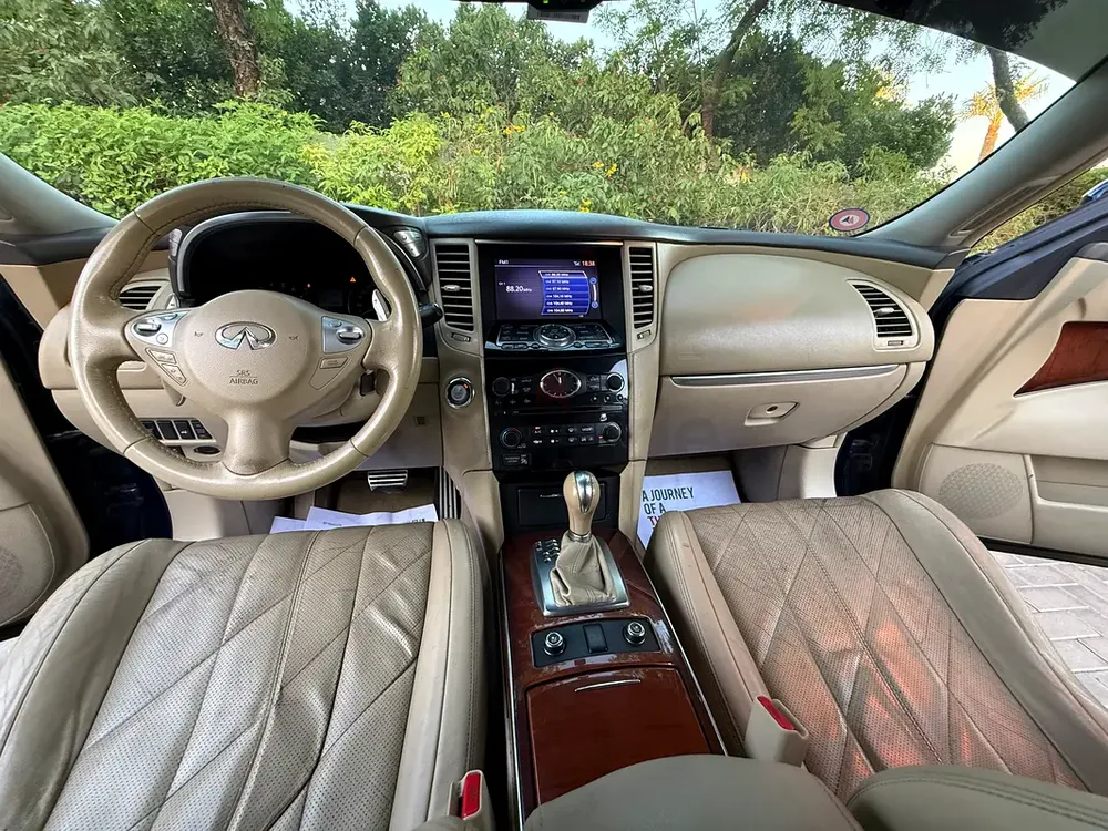 Infiniti FX35 Luxury 2012 GCC Specs - Excellent Condition - Image 10
