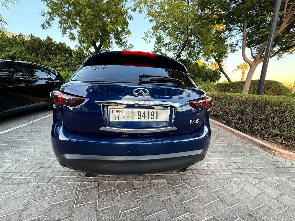 Infiniti FX35 Luxury 2012 GCC Specs - Excellent Condition - Image 6