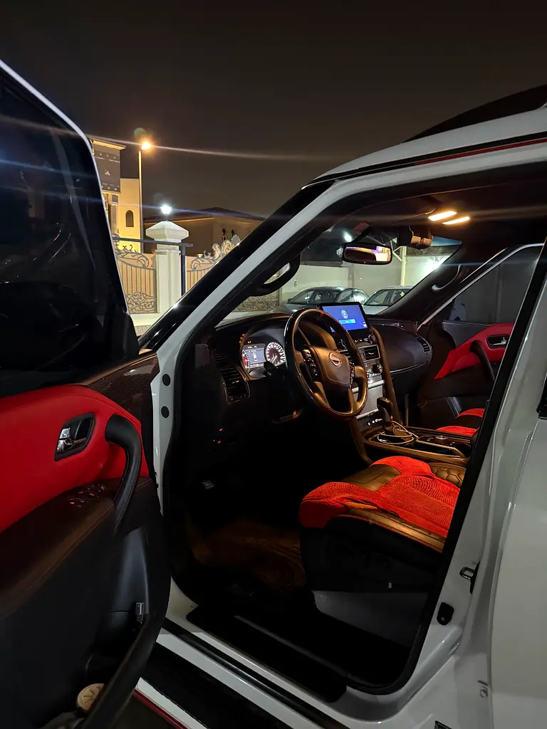 Nissan Armada SV 2018 American Specs - Image 9