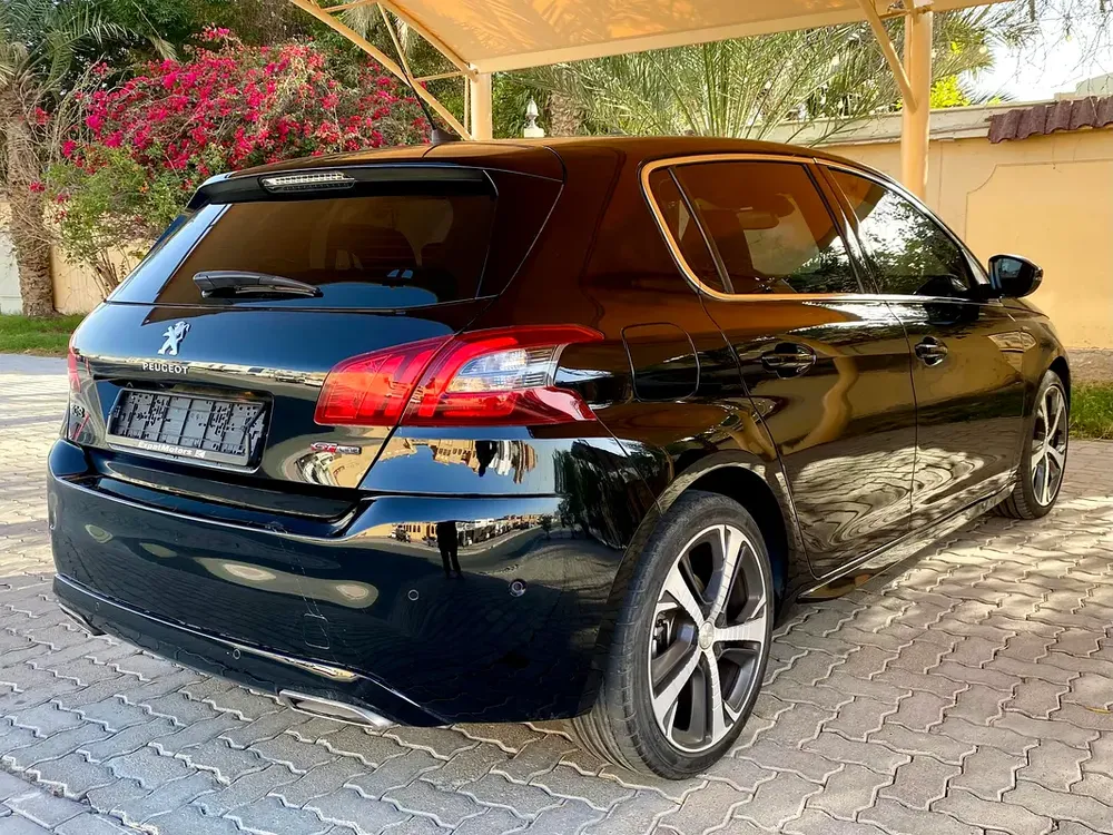 2018 PEUGEOT 308 GT LINE || GCC || FULL OPTION PANORAMA || FULL SERVICE HISTORY || PRISTINE CONDTION - Image 8