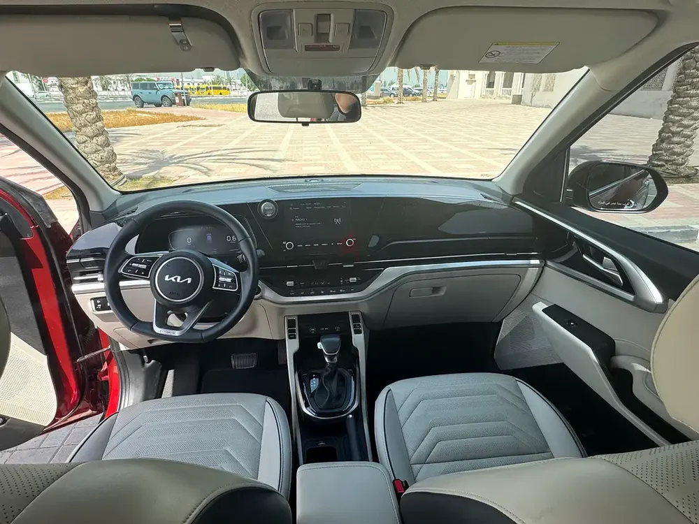 Kia Carens EX 2023 GCC Specs - Image 11