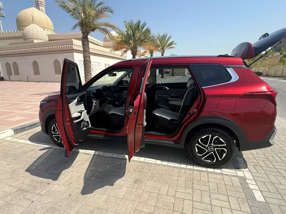 Kia Carens EX 2023 GCC Specs - Image 6