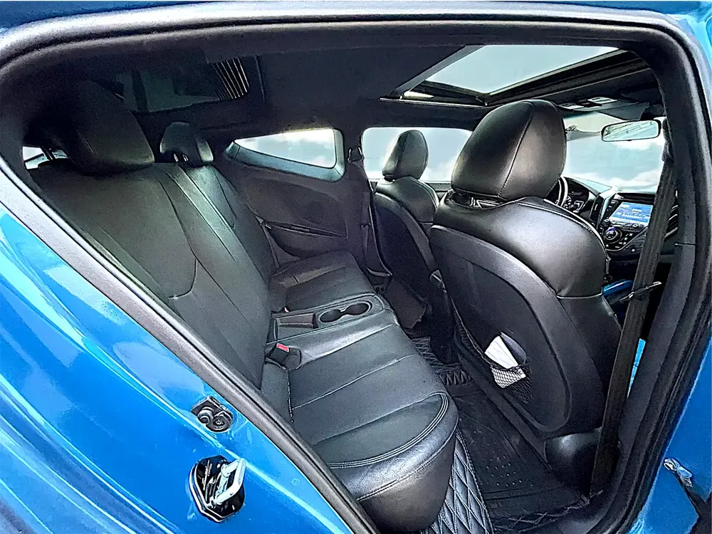 AED 755 P.M | 2016 Hyundai Veloster Turbo GCC Specs - Sporty Hatchback! - Image 17