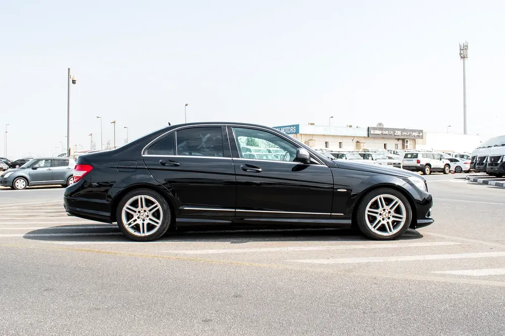 Mercedes Benz C250 2.5Ltr (2008) Import from Japan - Image 4