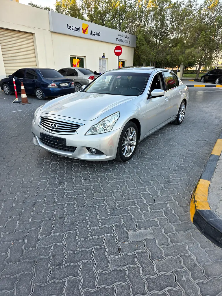 Infiniti G25 S 2014 Model Gcc full option perfect condition just buy and drive - Image 4