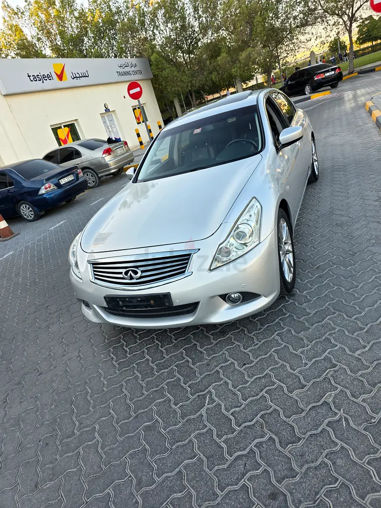 Infiniti G25 S 2014 Model Gcc full option perfect condition just buy and drive - Image 7
