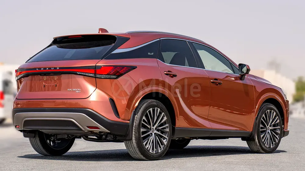 RX 350H ULTRA LUXURY | WARRANTY + SERVICE AVAILABLE | IN-HOUSE FINANCING | 0% DOWNPAYMENT (BANK) - Image 6
