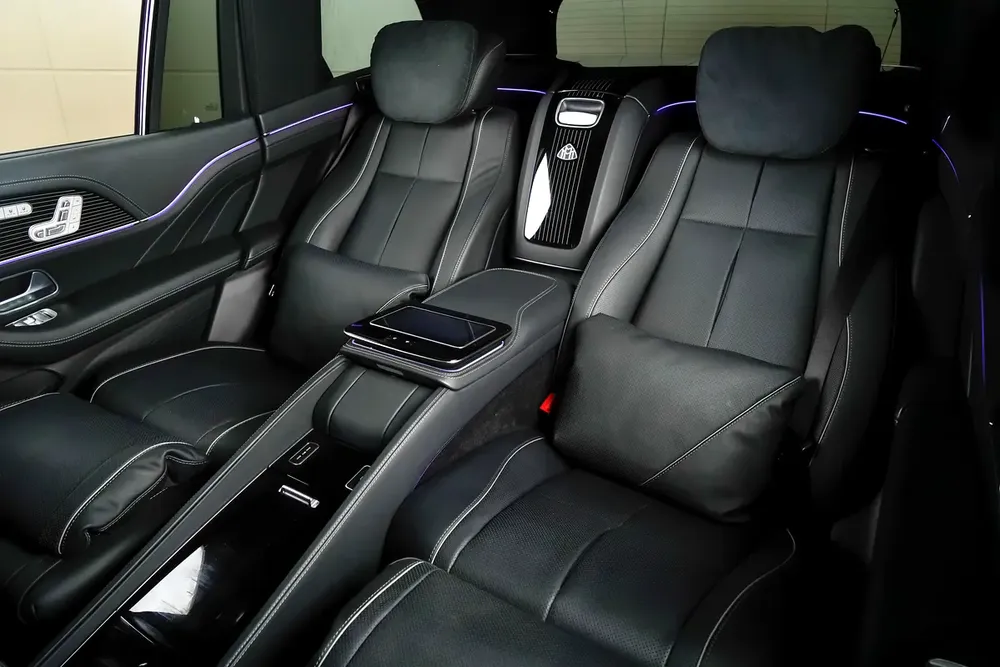 2021 Mercedes-Maybach GLS 600 / Dual Tone / Low Mileage / Pristine Condition - Image 15