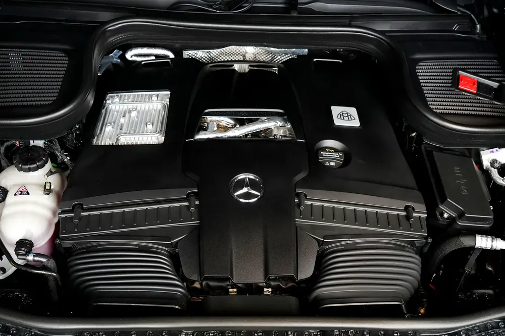 2021 Mercedes-Maybach GLS 600 / Dual Tone / Low Mileage / Pristine Condition - Image 18