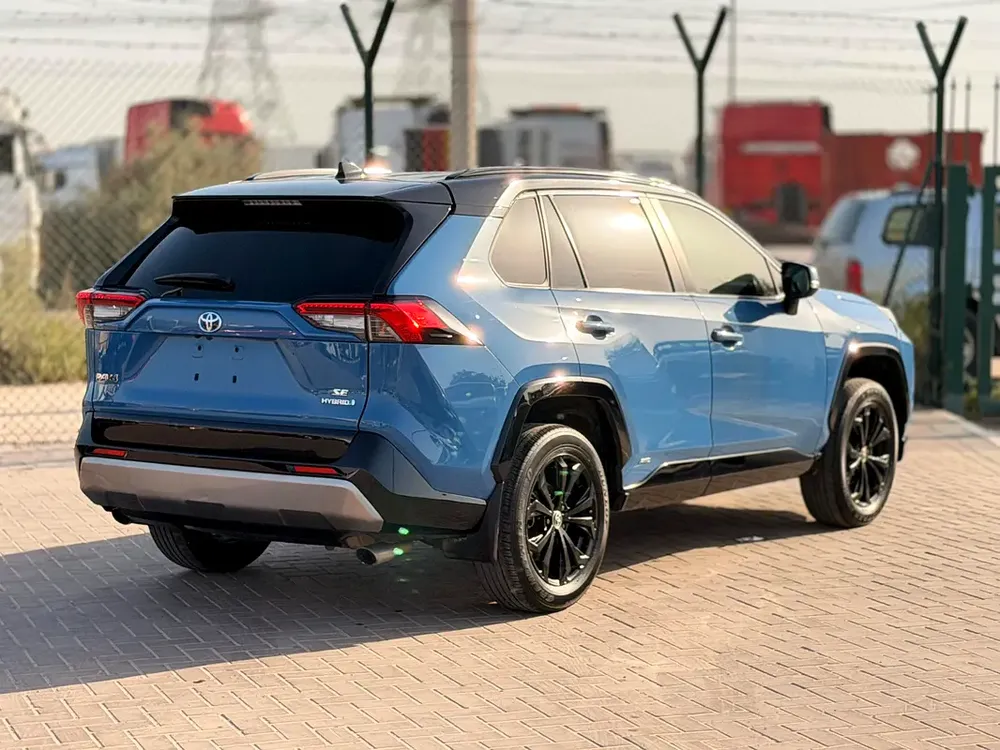 2022 Toyota RAV4 SE  4x4  - Well Maintained Full Option - Image 18