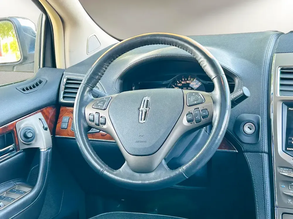 LINCOLN MKS | 2011 | FULLY LOADED | CLEAN CAR | FRESH JAPAN IMPORT - Image 11