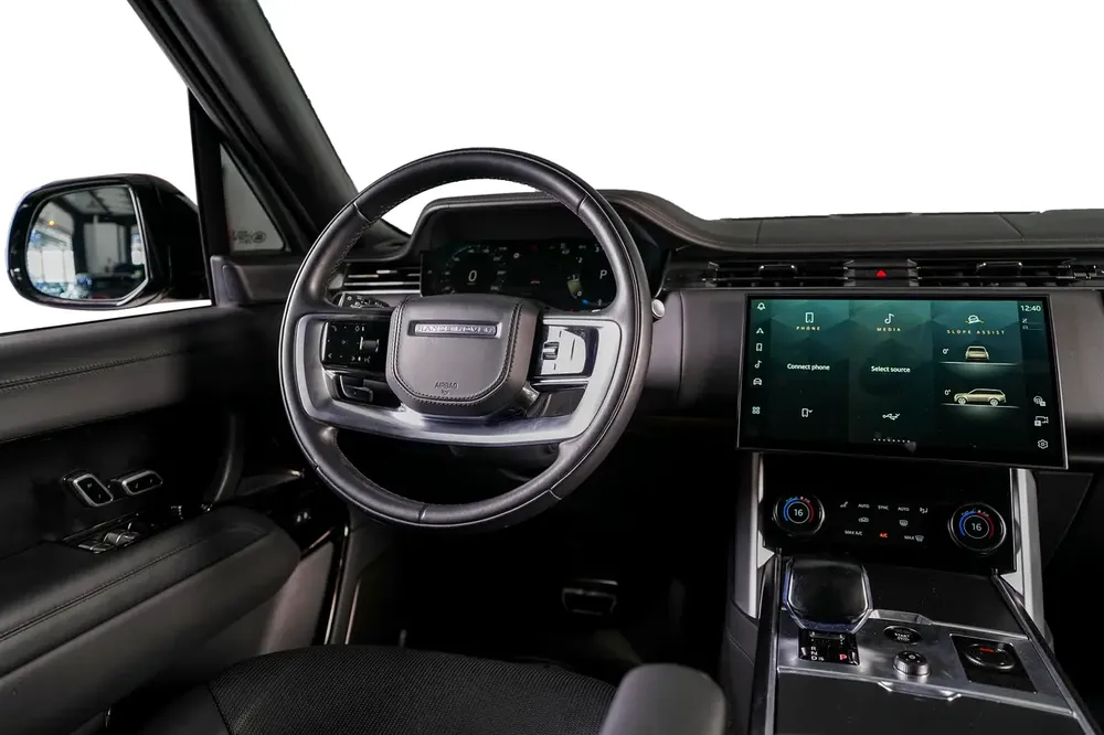 Range Rover  SV-GCC-Land Rover Full Service History-Land Rover warranty and service package - Image 12