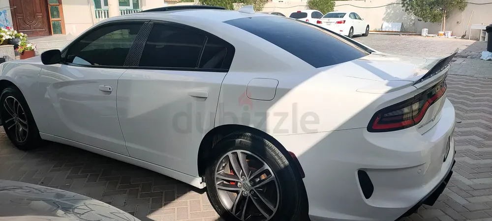 Dodge charger 2019 - Image 4
