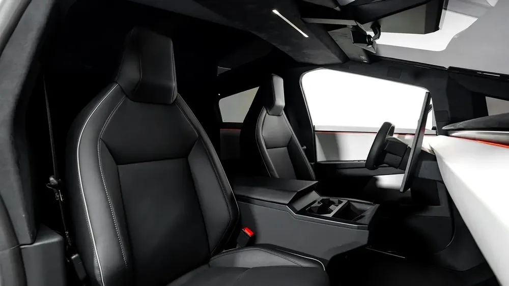 Tesla Cybertruck Cyberbeast Foundation Series - 2024  - American Specs - Image 13