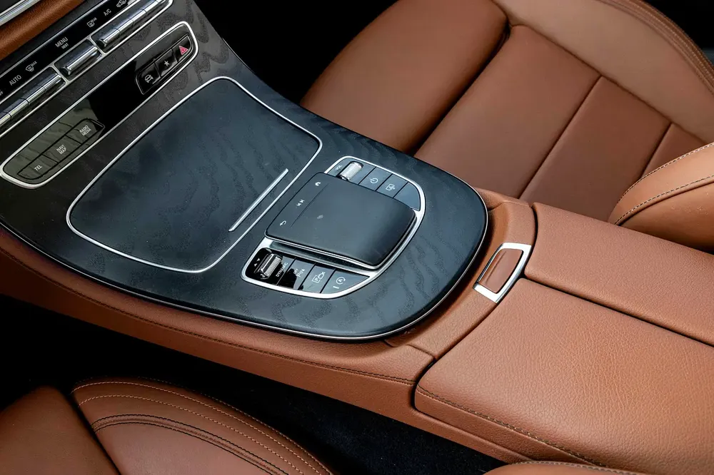 3,721 P.M |  E300 | 0% Downpayment | E300 MERCEDES WARRANTY & SERVICE CONTRACT! - Image 10
