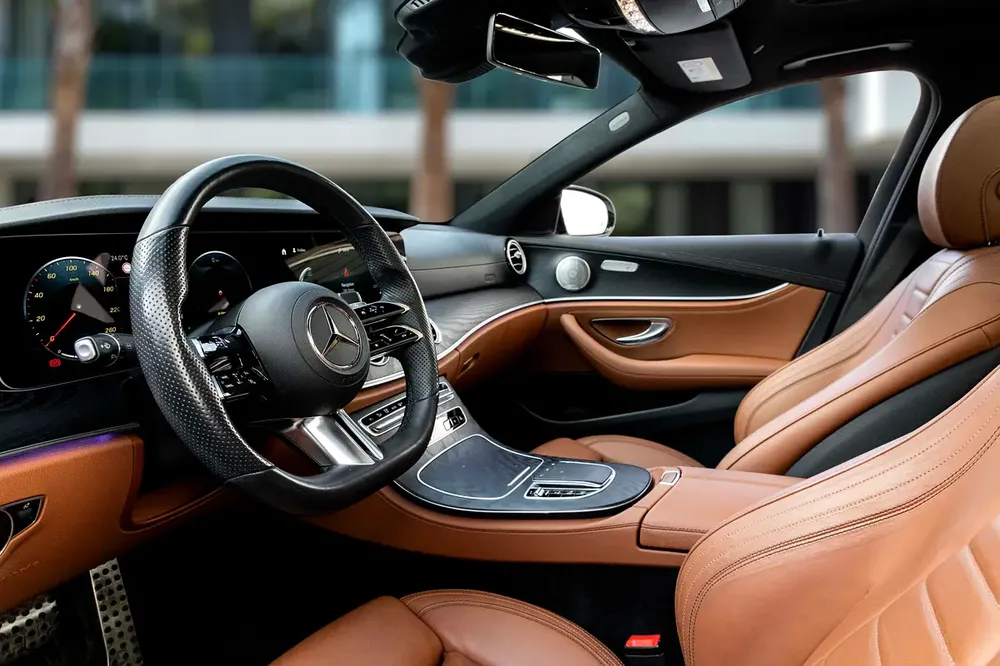 3,721 P.M |  E300 | 0% Downpayment | E300 MERCEDES WARRANTY & SERVICE CONTRACT! - Image 8