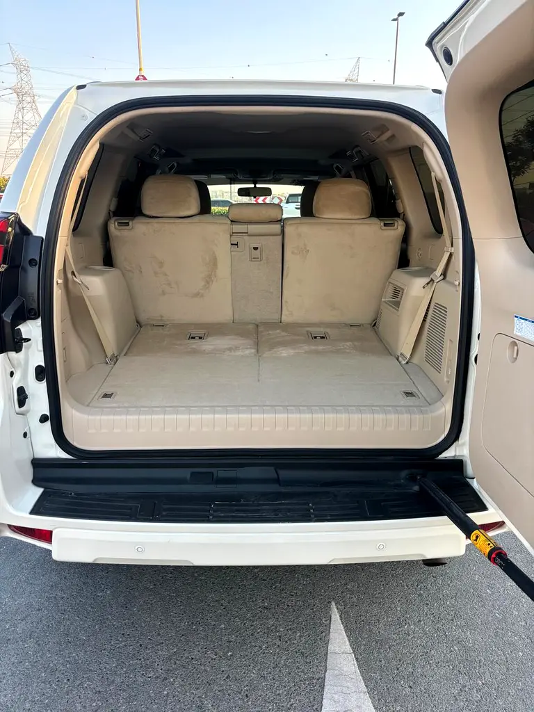 PRADO 2021 GXR V6 4.0L FULL OPTION , GCC  AL FUTTAIM + ORGINAL PAINT 100% - Image 8