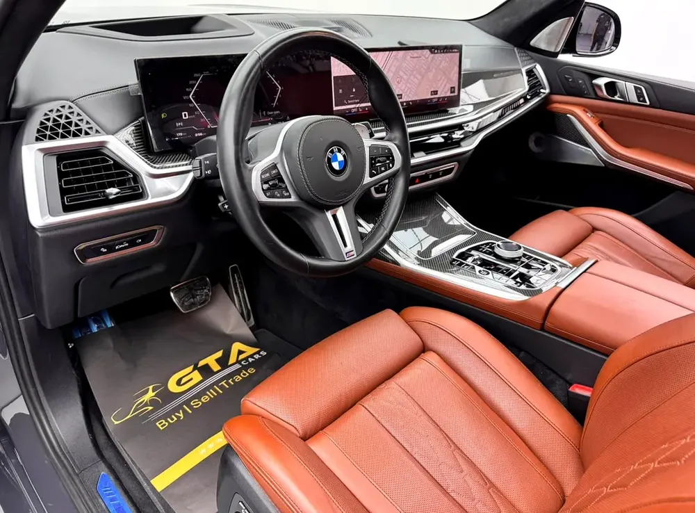 2024 BMW X7 M60i, 2029 BMW Warranty + Service Pack, Full BMW Service History, Low Km, GCC - Image 10