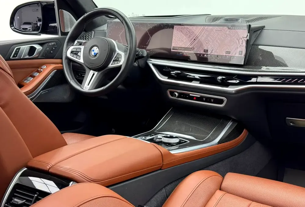 2024 BMW X7 M60i, 2029 BMW Warranty + Service Pack, Full BMW Service History, Low Km, GCC - Image 11