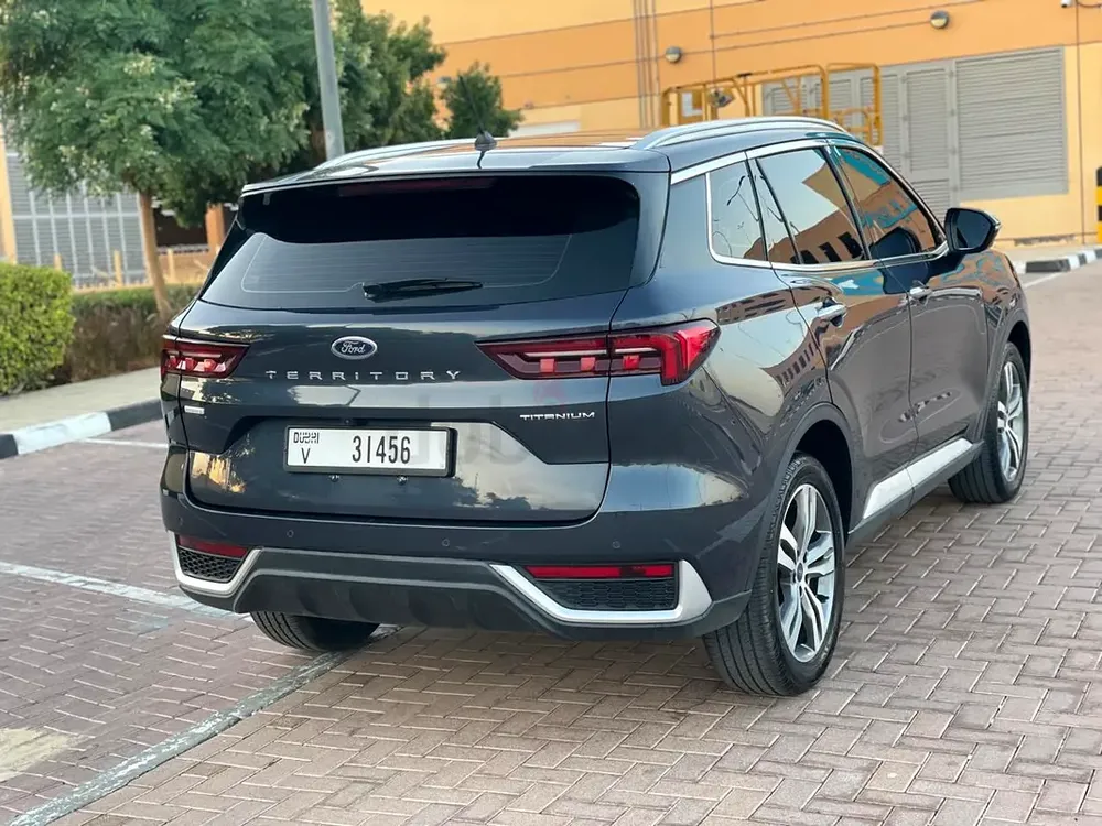Ford Territory Titanium PLUS 2025 GCC Specs//17000KM// 1.8L TURBO//V4//PANORAMIC//360cam/ top option - Image 5