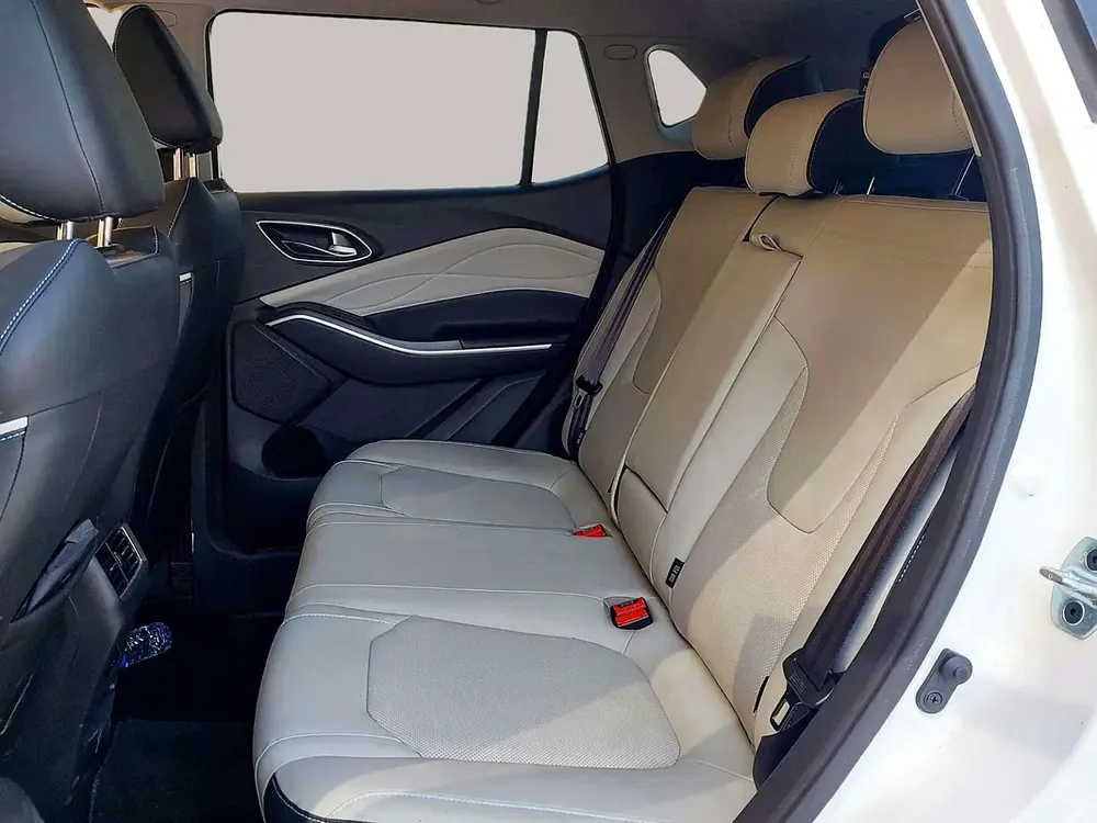 AED 669/month | 2023 JAC JS4 Intelligent | GCC Specs | Ref#460770 - Image 12