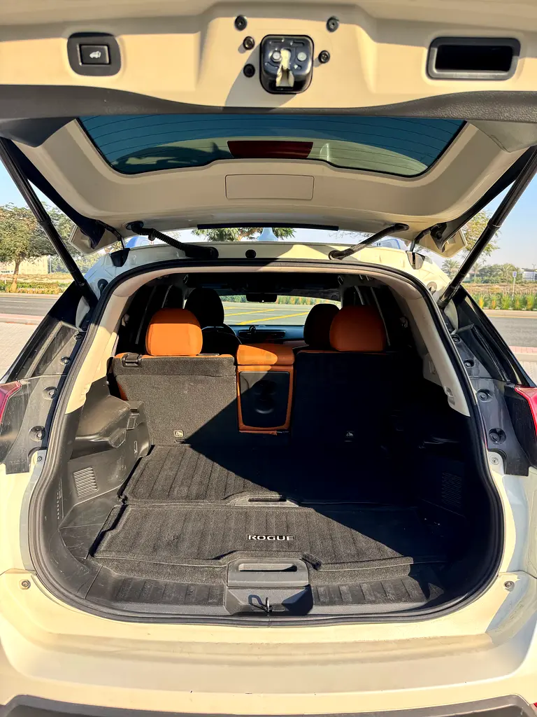 Nissan Rogue SV - RTA Test passed - Ready to drive - Image 5