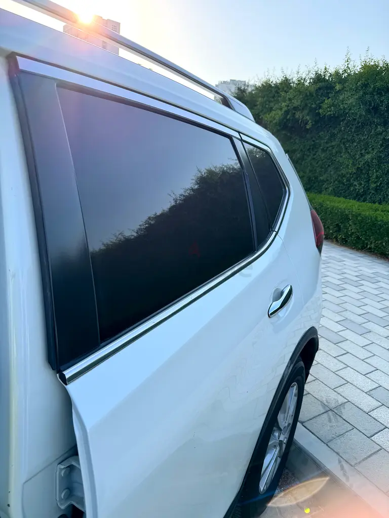 Nissan Rogue SV - RTA Test passed - Ready to drive - Image 9