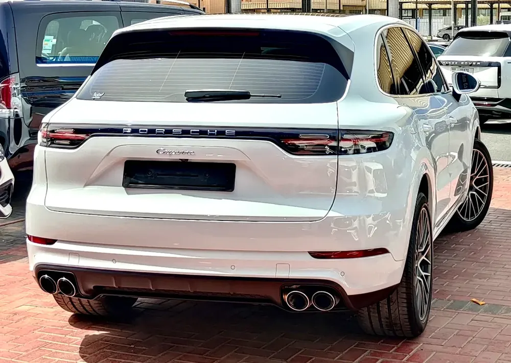Porsche Cayenne SUV 3.6L Original paint 2020 GCC - Image 5