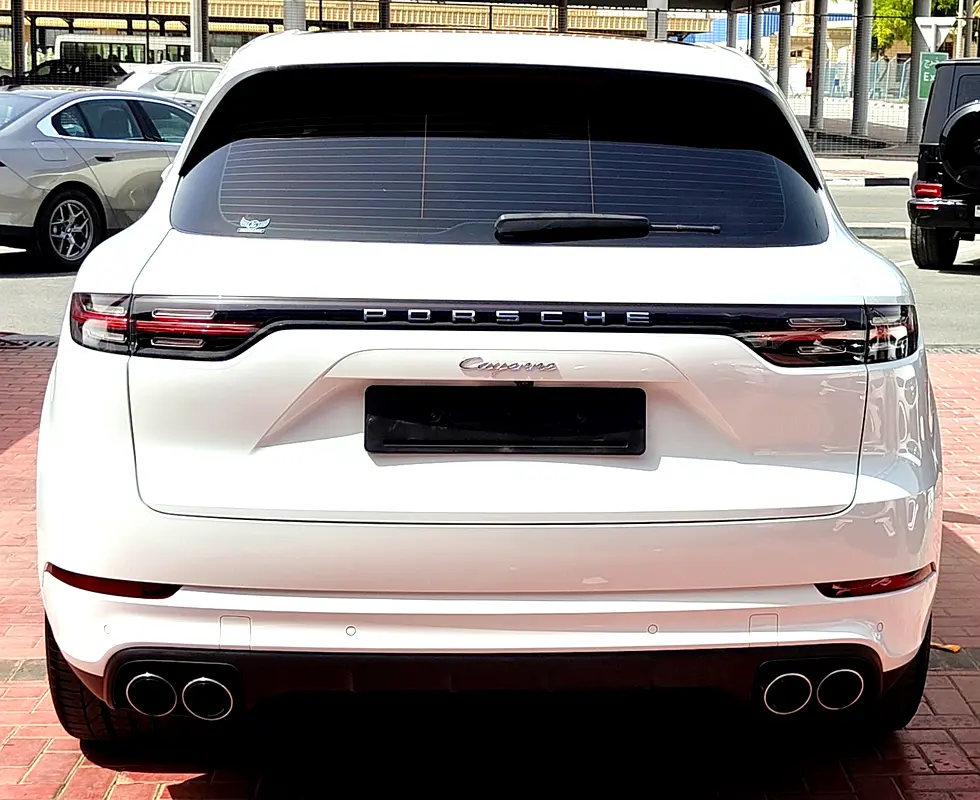 Porsche Cayenne SUV 3.6L Original paint 2020 GCC - Image 6