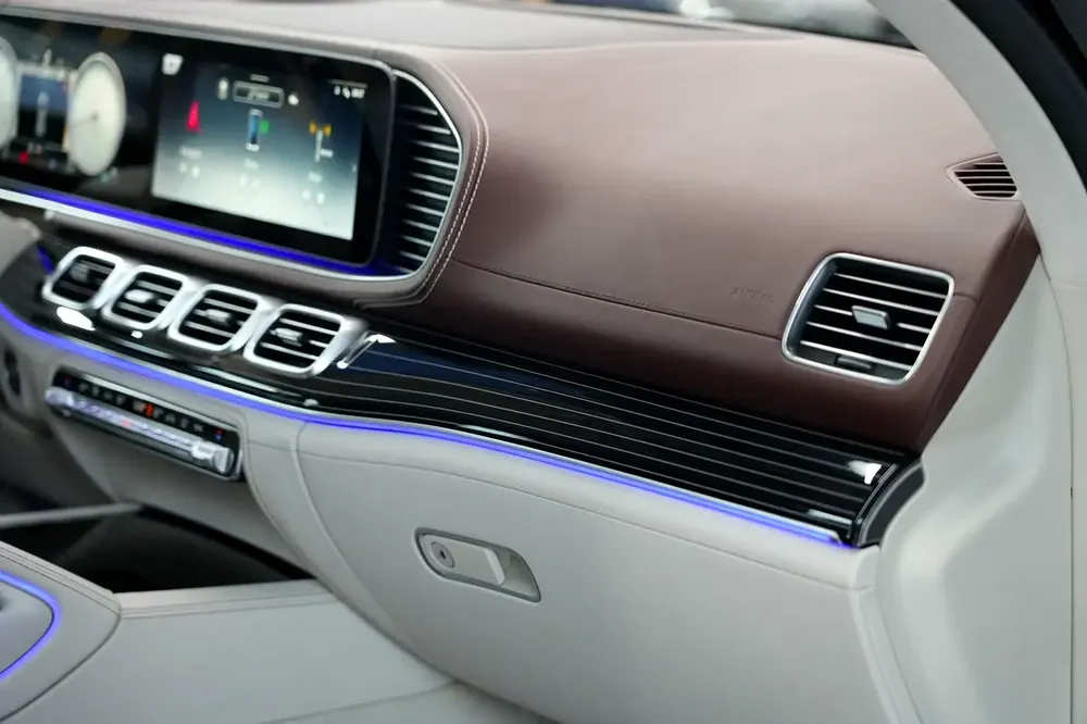 Mercedes-Maybach GLS 600 | 2026 GCC 0 km | Agency Warranty | V8 - Image 12