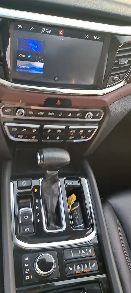 GAC GS8 I4X4 2020 320TURBO GCC FULL SERVICE+WARRANTY GARGASH ,ORGINAL PAINT 100%  FULL OPTION- NO.1 - Image 20