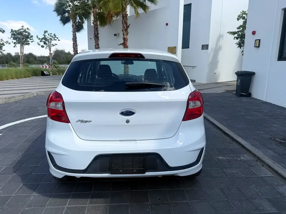 BEST PRICE GCC FSH HATCHBACK - Image 5